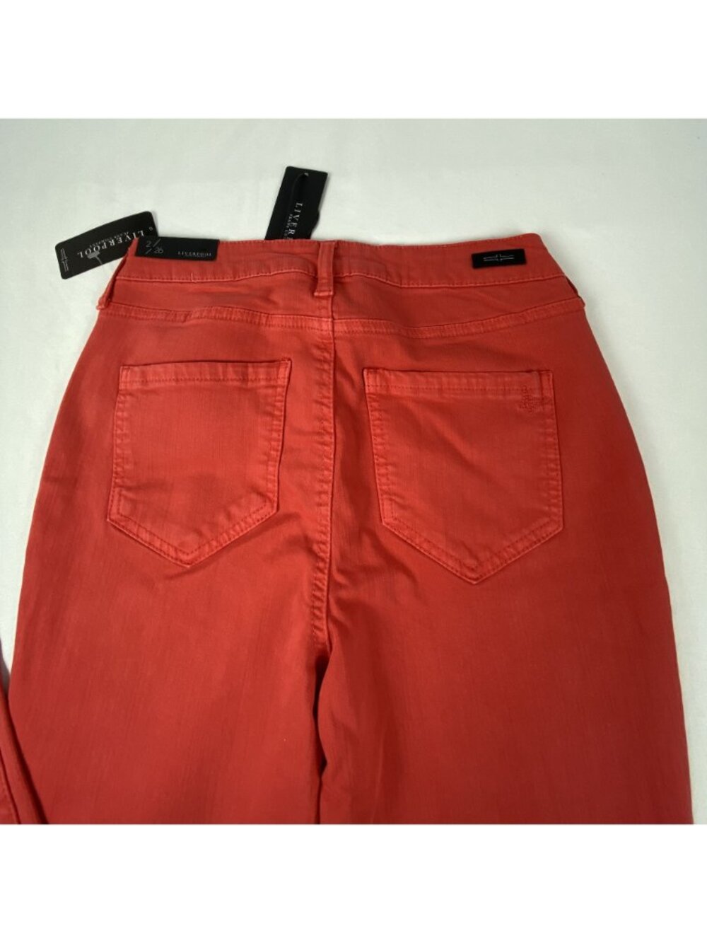 NWT Liverpool Women's Bittersweet Coral Cami-Crop Jeans Size 2/26 - Picture 5 of 16